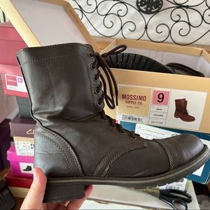 Mossimo combat boots
